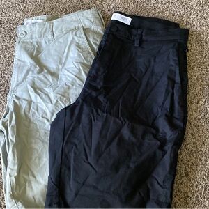 Mens Old Navy size 34 shorts